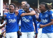 开云体育在线-包含利兹联客场不敌狼队，联赛前景蒙上阴影的词条