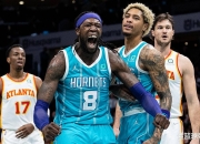 开云体育官方网站-黄蜂鏖战公牛，塔图姆爆发神勇