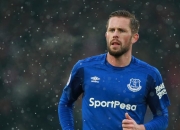 开云体育官网-猛龙鏖战四川队，武切维奇刷新纪录，一场跨越文化与竞技的篮球对话