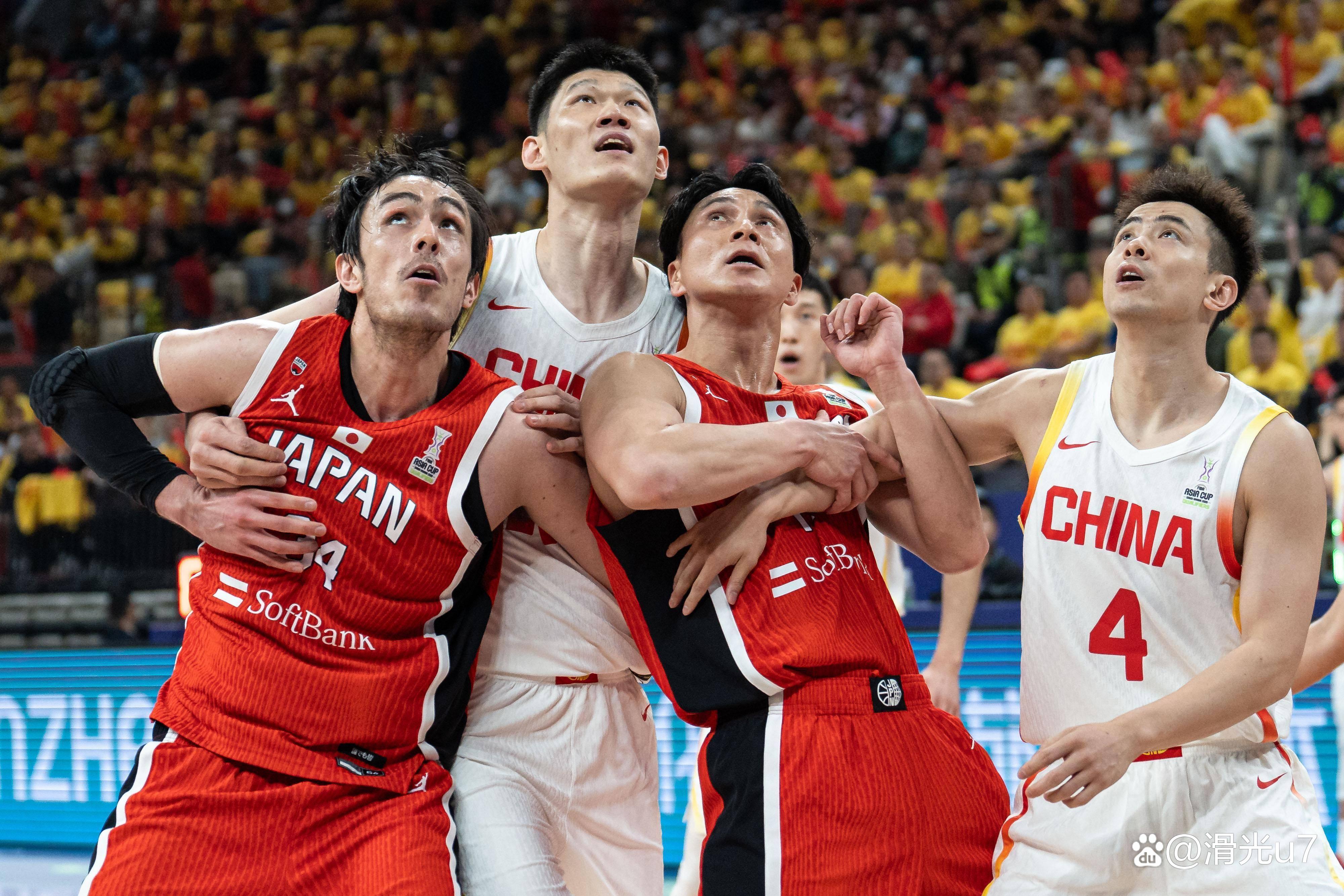 美国男篮携手前进，将挑战澳大利亚