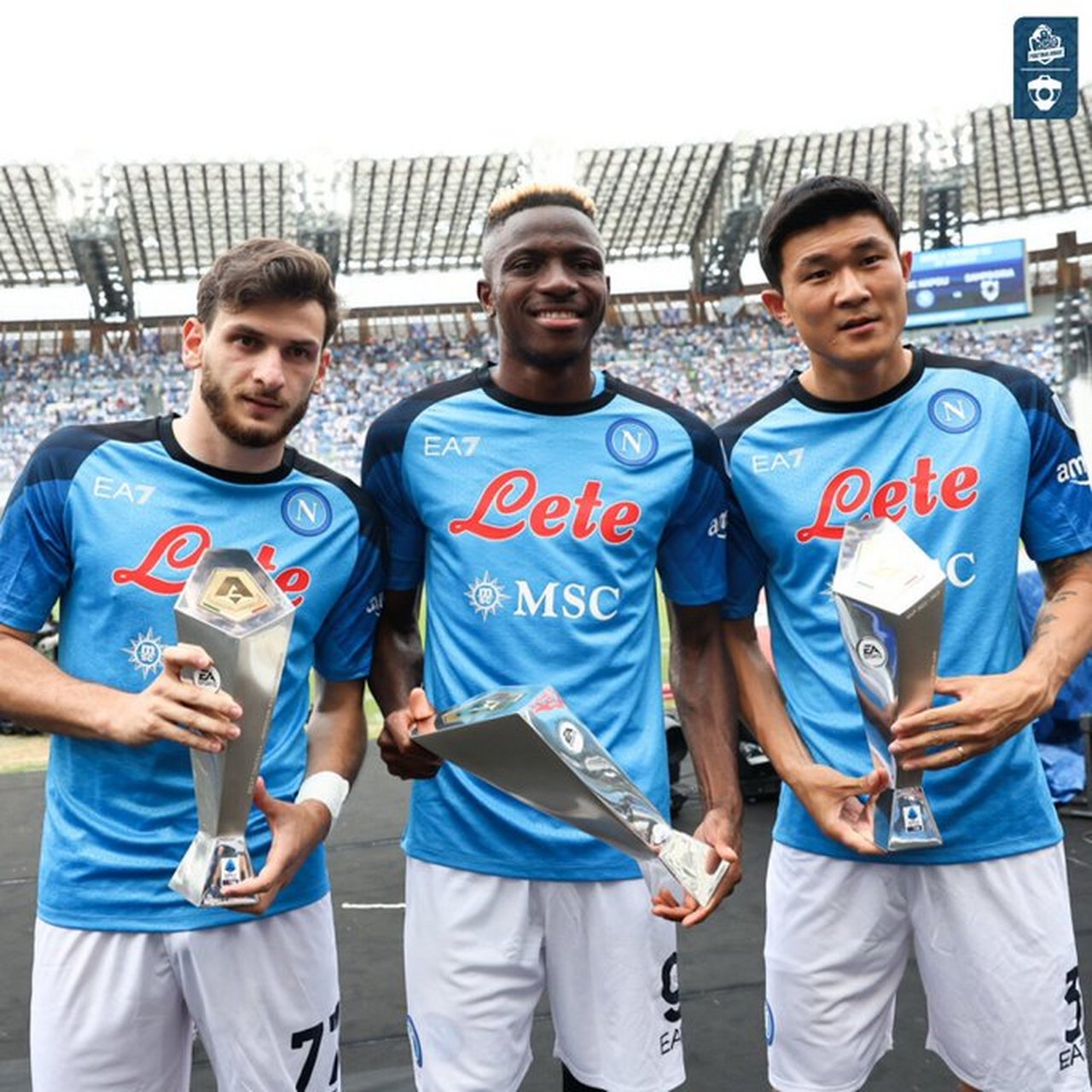 包含那不勒斯主场力克桑普多利亚，士气大振的词条