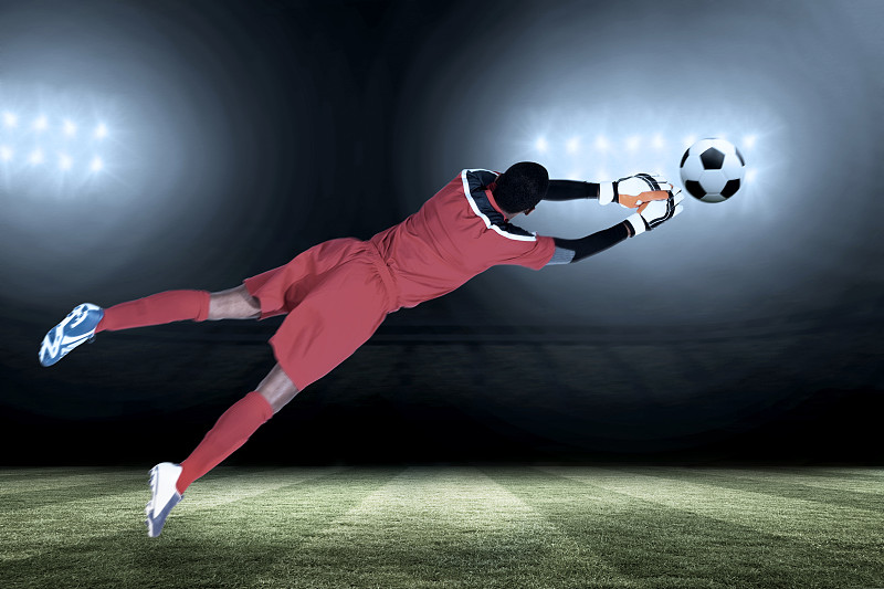 包含国内足球聚光灯下的精彩表现引人注目！的词条