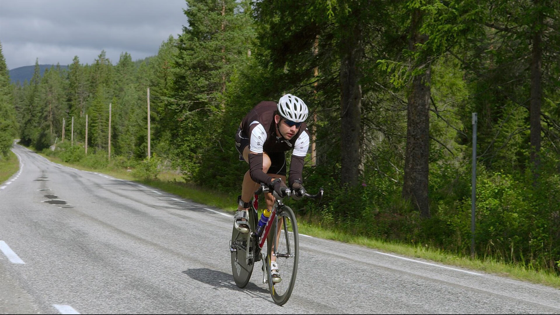 西甲国家德比之夜，杜兰特连续得分拉开差距